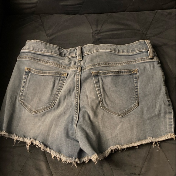 A.N.A Button Front Frayed Hem Denim Shorts - Picture 3 of 4